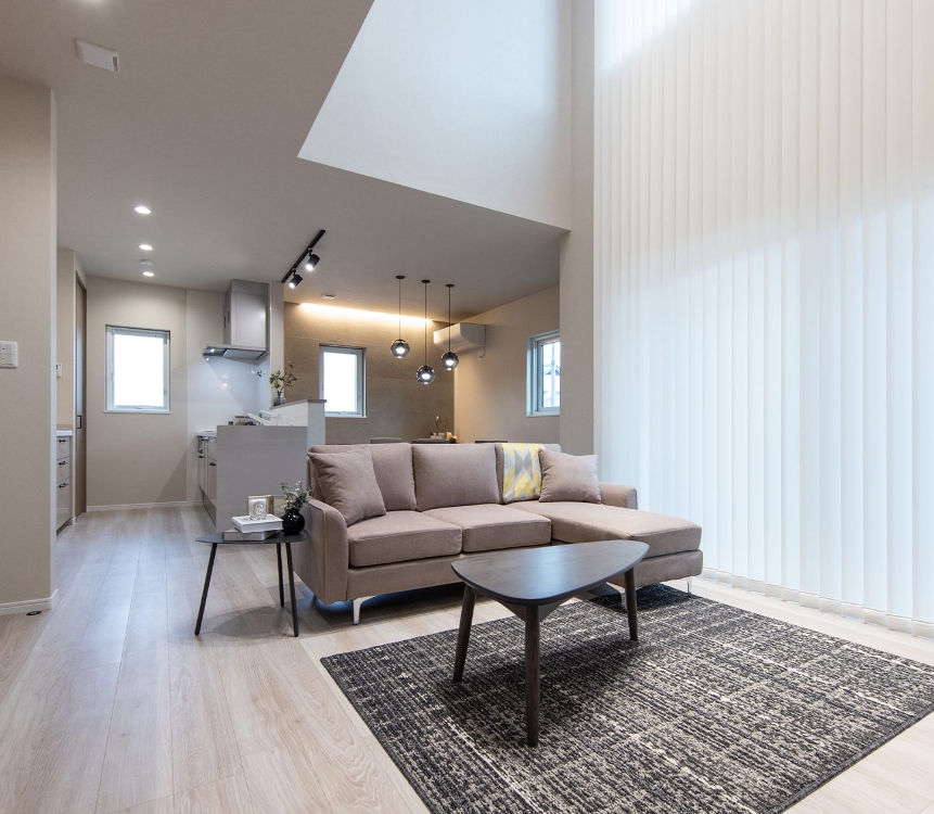 ハウスメーカーよりも高性能に、設計事務所よりも自由度高く