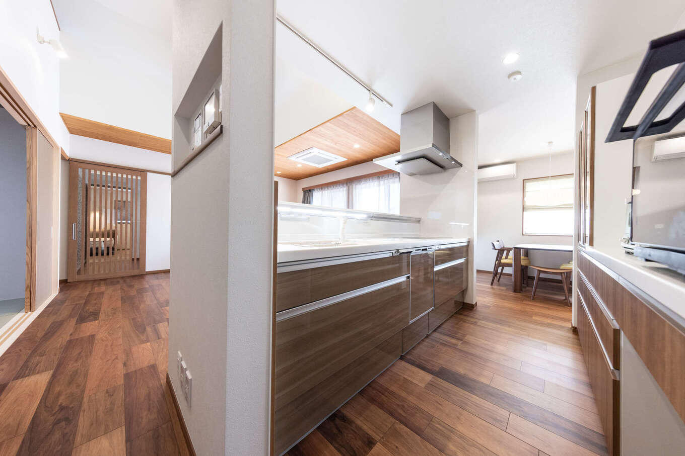 家事ラク動線のキッチン